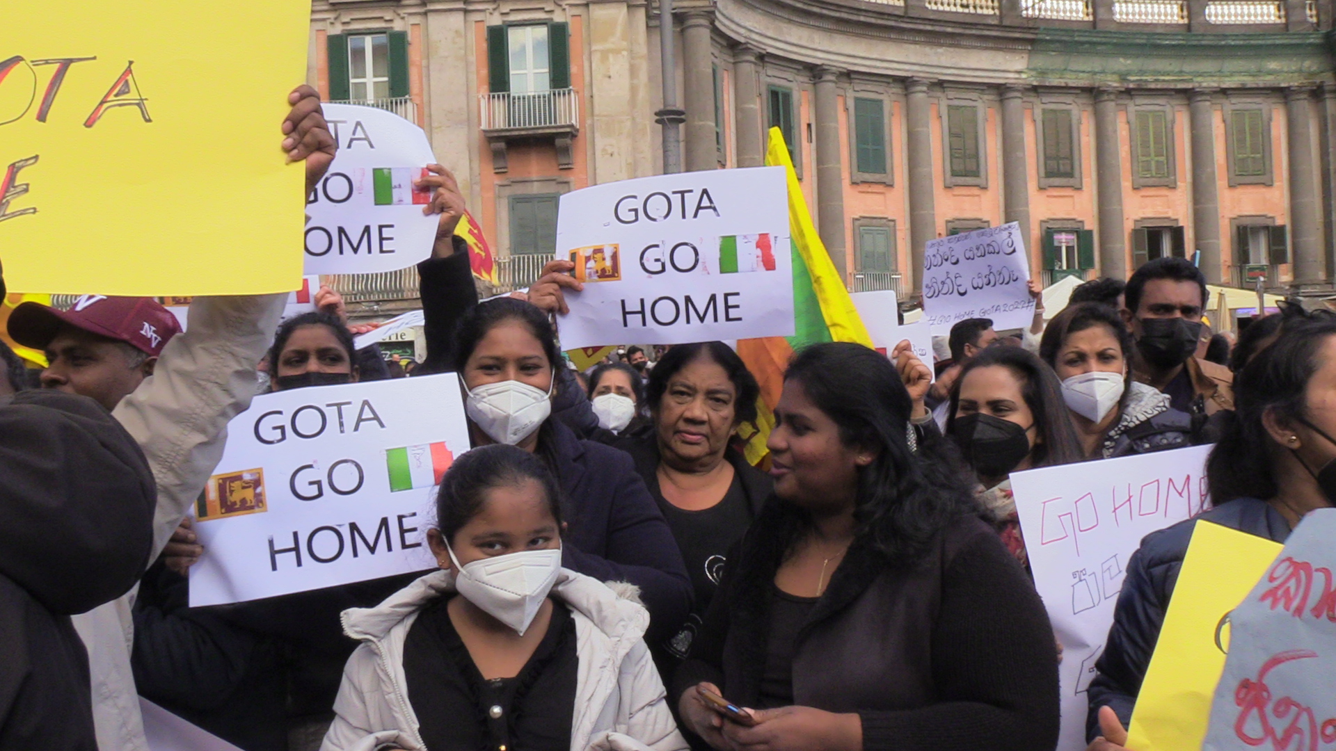 Napoli, la comunità srilankese manifesta contro il governo Gota